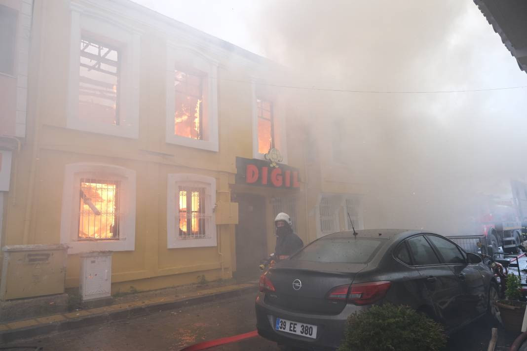 Kırklareli'nde 2 katlı tarihi binada yangın! Genç Osmanlı dönemine ait - Resim: 10